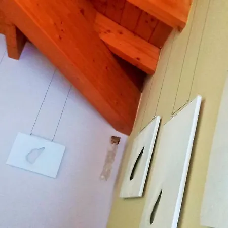 Fiadora Artist House